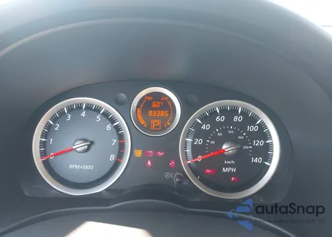 2011 Nissan Sentra 2.0S z USA, uszkodzony, nr VIN 3N1AB6AP9BL696511